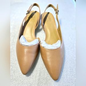 Naturalizer Banks Beige,   Narrow 8.5